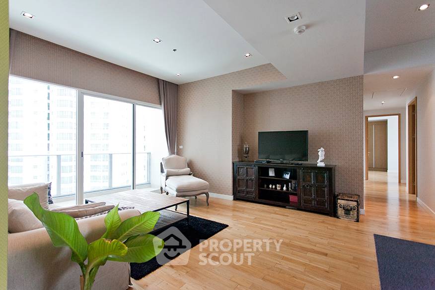 รูป คอนโด 3-ห้องนอน ที่ มิลเลนเนียม เรสซิเด้นส์ แอท สุขุมวิท คอนโดมิเนียม ใกล้ BTS อโศก (ID 659462) - รูปที่ 1/18