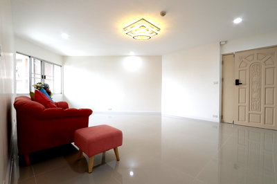 ขายคอนโด : ขายลดราคา Fortune Condo Town 85.36 ตารางเมตร 2 ห้องนอน ถนนนราธิวาสราชนครินทร์ เขตยานนาวา กรุงเทพ