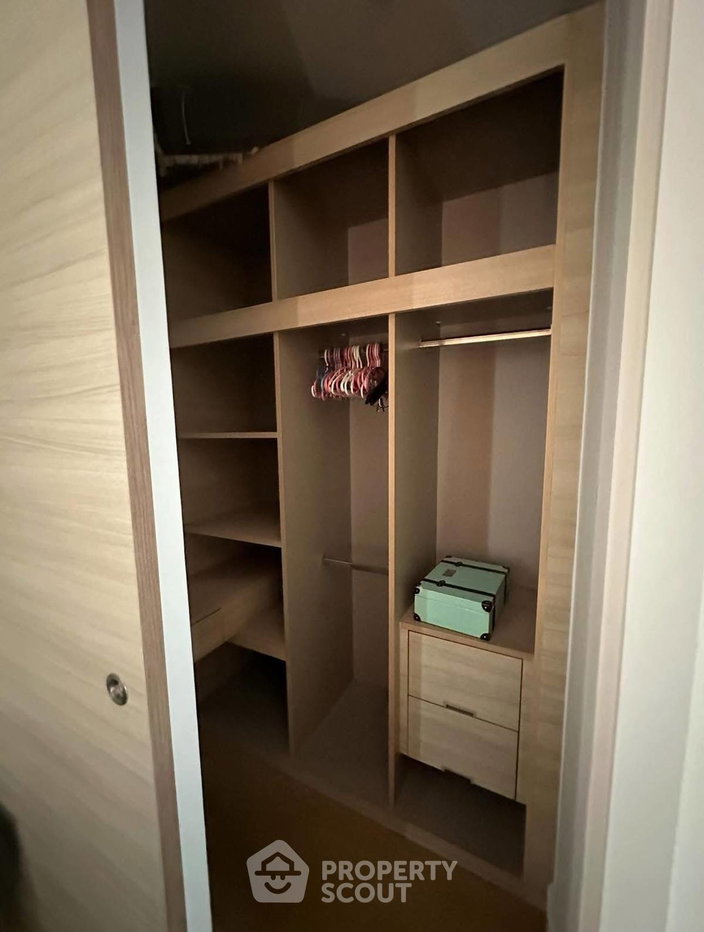 รูป คอนโด 1-ห้องนอน ที่ รีเฟล็คชั่น จอมเทียน บีช พัทยา ใกล้ เมืองพัทยา (ID 2078809) - รูปที่ 4/5