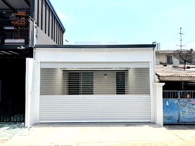 ทาวน์โฮม การไฟฟ้าส่วนภูมิภาค (กฟภ.) : R126 ขายด่วน ทาวน์เฮาส์ 1.5 ชั้น ซอยพงษ์เพชรพัฒนา พร้อมอยู่  ใกล้ MRT สายสีม่วง ราคาเพียง 2.59 ล้านบาท (ฟรีโอน!) 