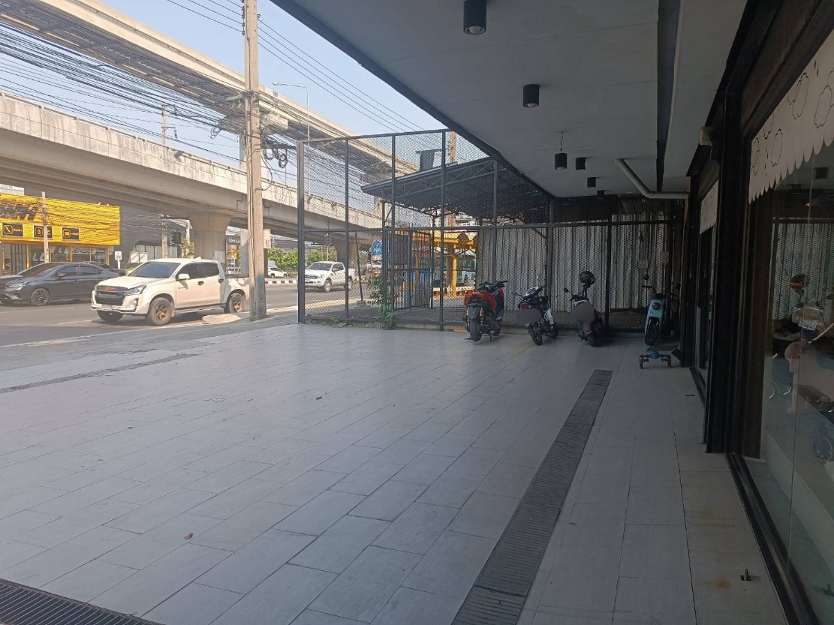 รูป 📣 ให้เช่า พื้นที่พาณิชย์ขนาดใหญ่ ทำเลทอง ติดถนนใหญ่รามอินทรา ตกแต่งพร้อมใช้งาน เหมาะทำคลินิก คาเฟ่ โชว์รูม - รูปที่ 4/5