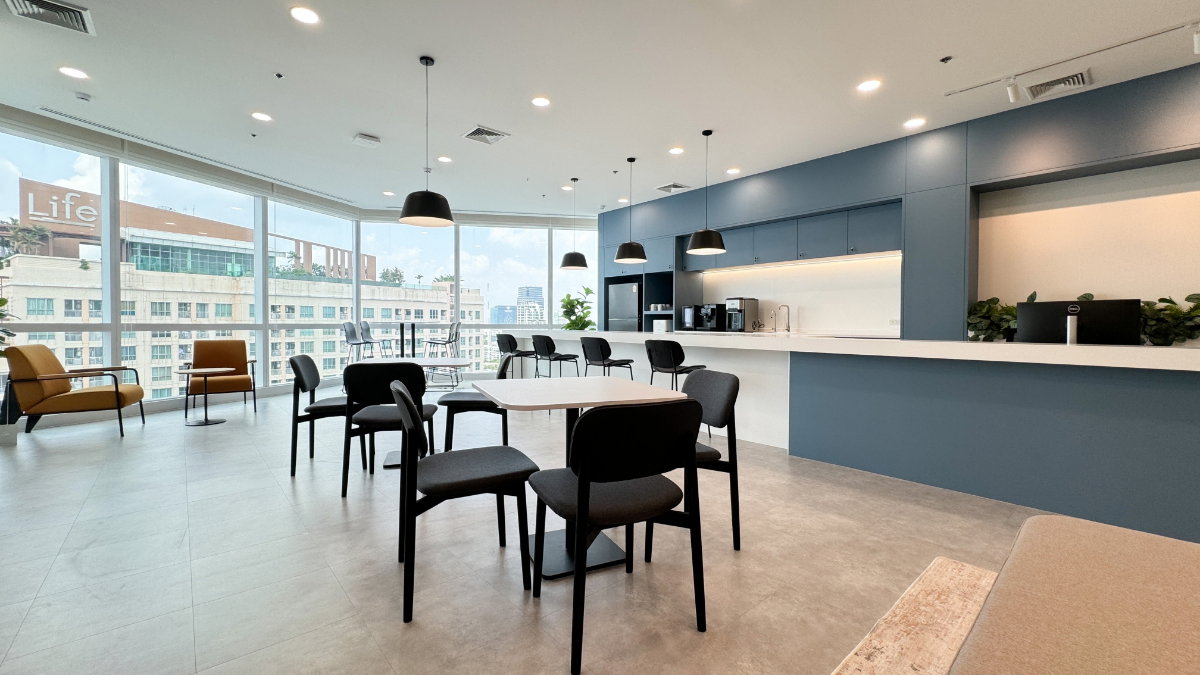 รูป Office Space แบบส่วนตัวสำหรับ 2 คน ที่ Regus The Rice Tower - รูปที่ 3/5