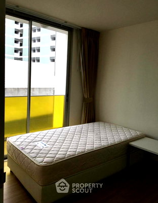 คอนโดให้เช่า : คอนโด 2-ห้องนอน ที่ เดอะ คัลเลอร์ลี่ วิวิด คอนโดมิเนียม ใกล้ MRT ห้วยขวาง (ID 577556)