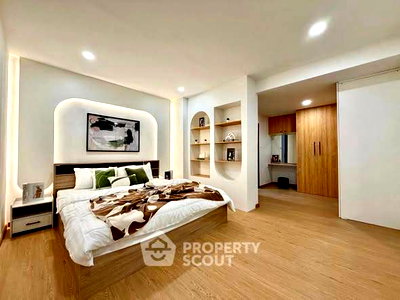 Condos for sale : 2-BR Condo at Centurion Park near BTS Ari (ID 2781662)