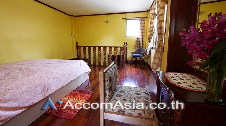 รูป 🔼🔽 AccomA 📩 Pet friendly 4 BR House in Khwaeng Sam Sen Nai (99199) - รูปที่ 7/16