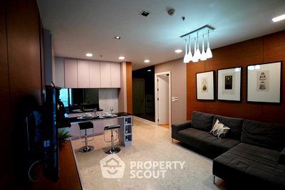 Condos for sale BTS Phra Khanong : 2-BR Condo at Nusasiri Grand Condominium near BTS Ekkamai (ID 2776044)