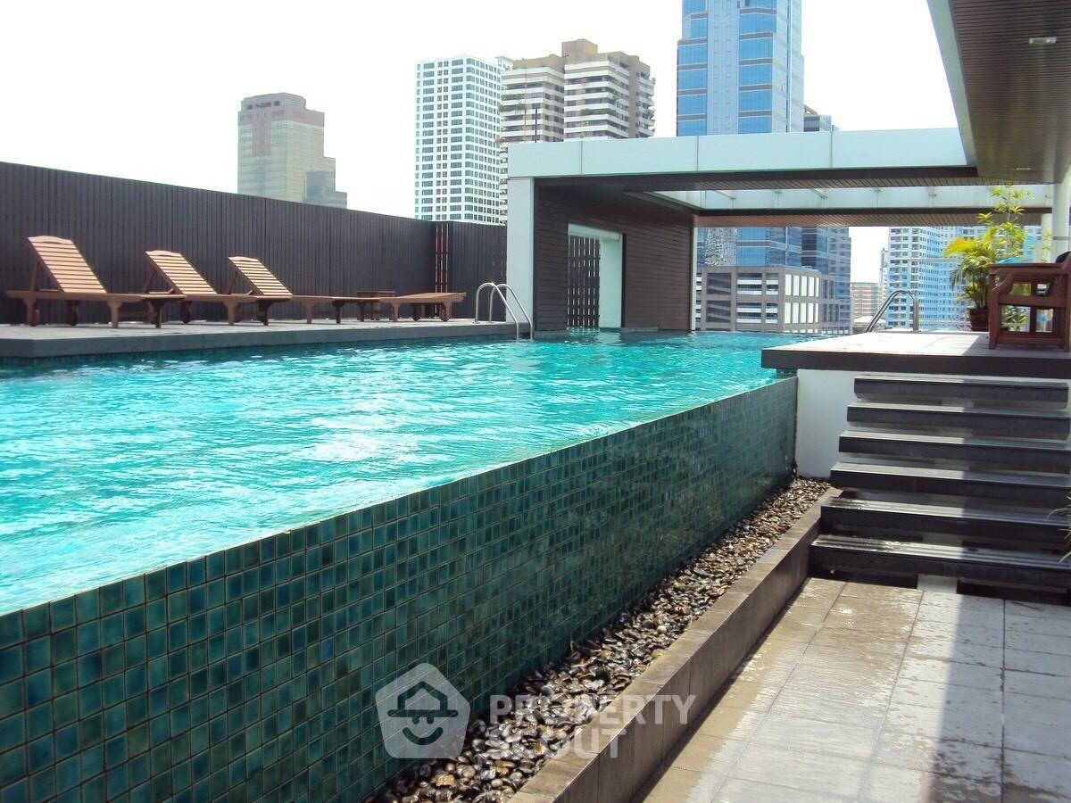 รูป คอนโด 2-ห้องนอน ที่ เออร์บานา สุขุมวิท 15 ใกล้ BTS นานา (ID 510142) - รูปที่ 10/10