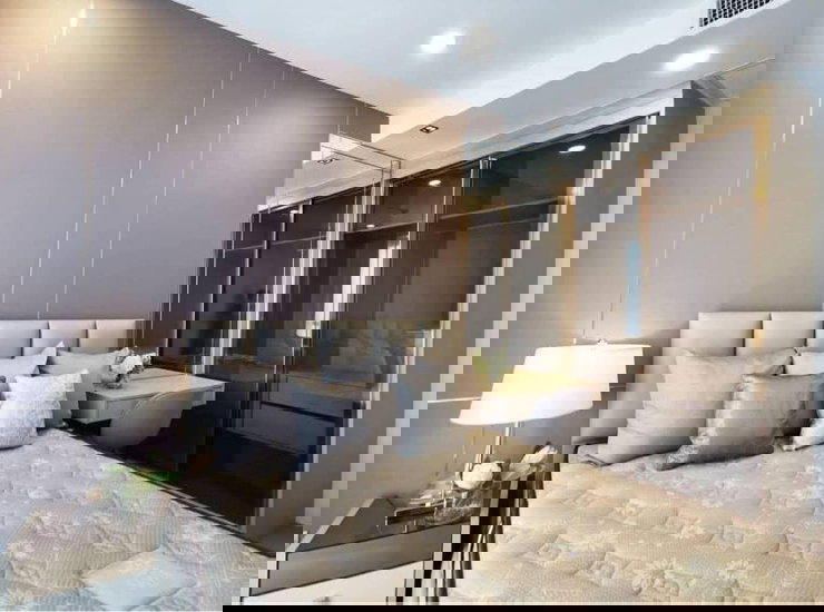 picture 𝐂𝐨𝐧𝐝𝐨 𝐀𝐬𝐡𝐭𝐨𝐧 𝐂𝐡𝐮𝐥𝐚 𝐒𝐢𝐥𝐨𝐦 - 3/8