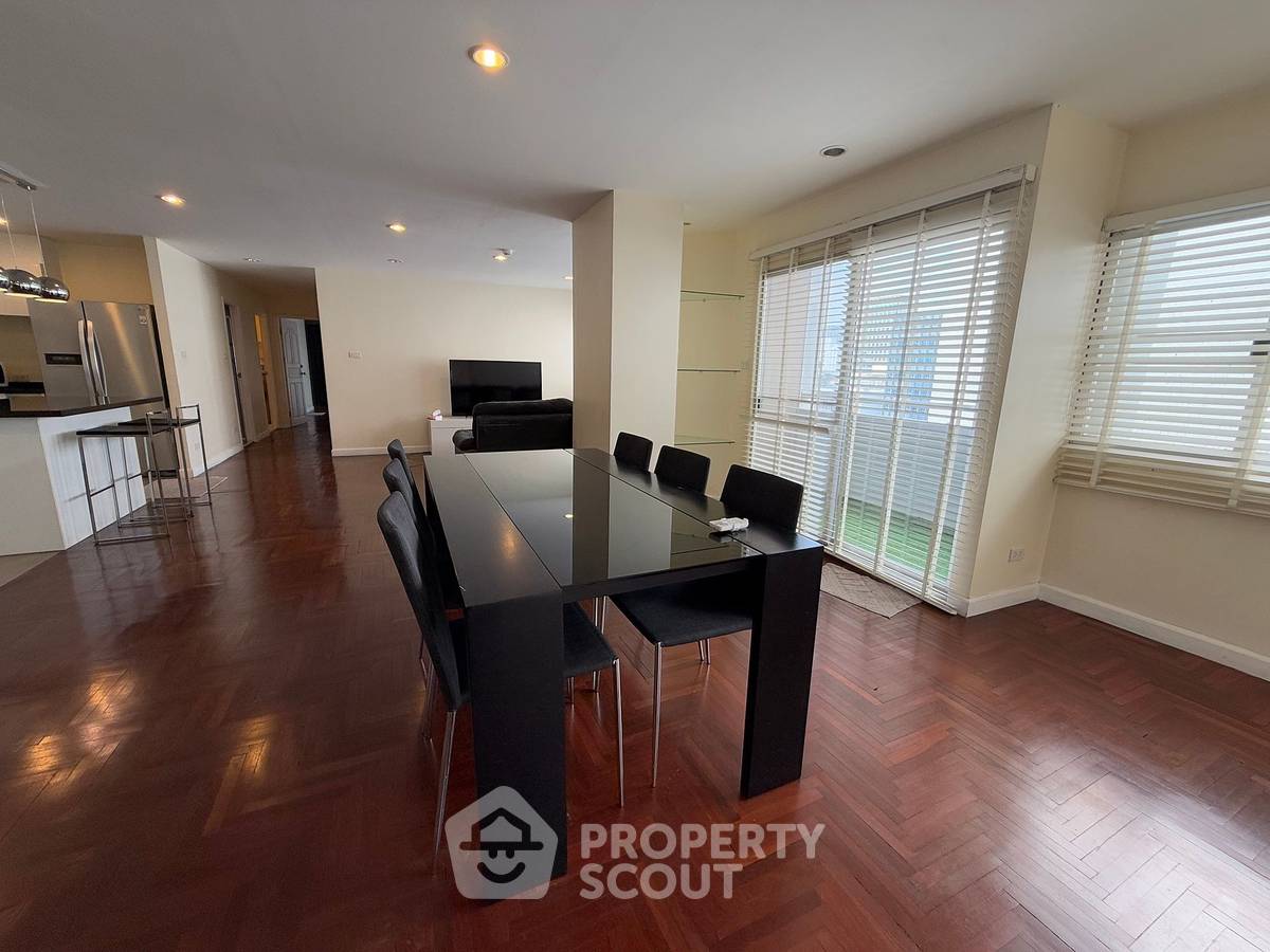picture 2-BR Condo at Silom Condominium near BTS Sala Daeng (ID 805732) - 9/18