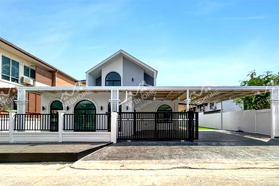 บ้านเดี่ยว สถานีรถไฟฟ้าเมืองทองธานี : กฤษดานคร แจ้งวัฒนะ ปรับปรุงใหม่ ต่อเติมครบพร้อมอยู่ ทำเลดีติดถนนใหญ่