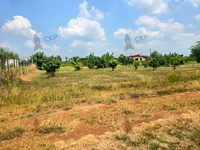 Land for sale King Mongkut s University of Technology North Bangkok Prachin Buri Campus : For sale: 1 rai of vacant land in a desirable location near Nakhon Nayok city. Suitable for building a house, a garden home, or as an investm