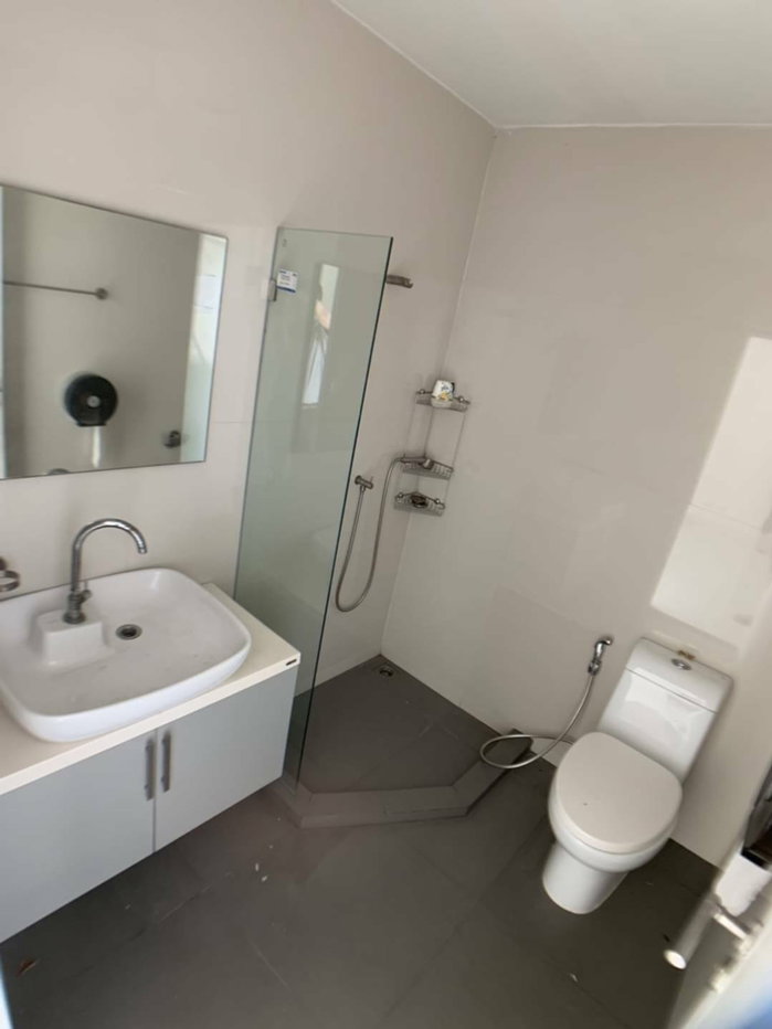 รูป S1105 🏡✨ ขายด่วน ทาวน์โฮม 3.5 ชั้น ม.พาทิโอ แจ้งวัฒนะ–เมืองทอง รีโนเวทใหม่ ใกล้รถไฟฟ้า ✨🏡 ราคาพิเศษ เพียง 3.99 ลบ. เท่านั้น! 💥 - รูปที่ 6/9