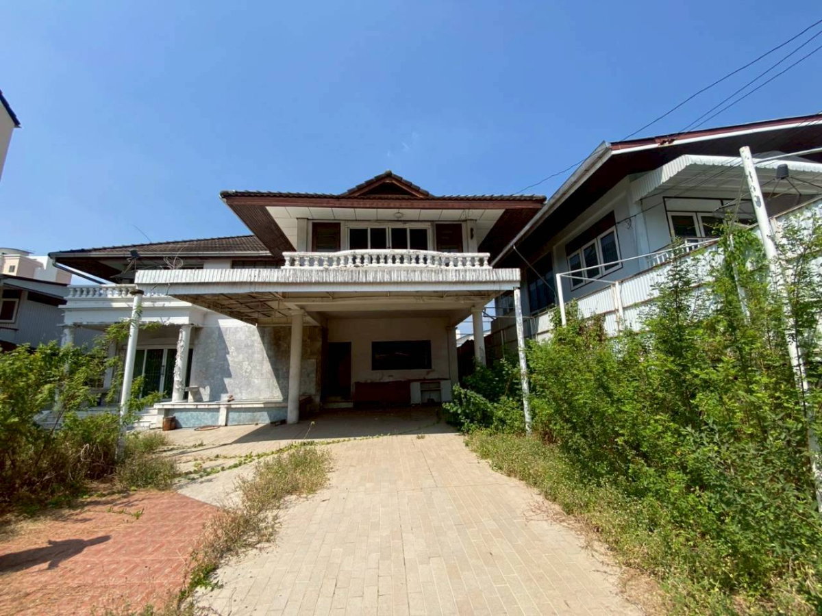 รูป ขายด่วน! บ้านเดี่ยว 100 ตร.ว. ใจกลางลาดพร้าว ซอย 97-99 ใกล้รถไฟฟ้าสายสีเหลือง - รูปที่ 2/11