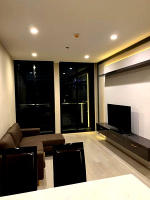 Condos for rent : For Rent: Noble Ploenchit 1 Bedroom 1 Bathroom