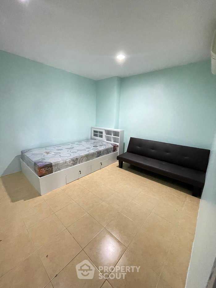 รูป คอนโด 2-ห้องนอน ที่ เลิศอุบล สกายไลฟ์ ทาวเวอร์ ใกล้ MRT ลาดพร้าว (ID 574723) - รูปที่ 13/13