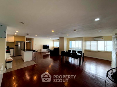 Condos for rent Chulalongkorn University : 2-BR Condo at Silom Condominium near BTS Sala Daeng (ID 805732)