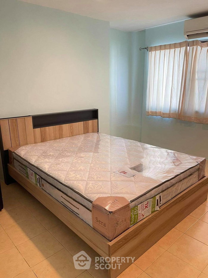 รูป คอนโด 2-ห้องนอน ที่ เลิศอุบล สกายไลฟ์ ทาวเวอร์ ใกล้ MRT ลาดพร้าว (ID 574723) - รูปที่ 2/13