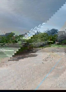 Land for sale in Pattaya, total of 2 plots, Bang Lamung District, Chon