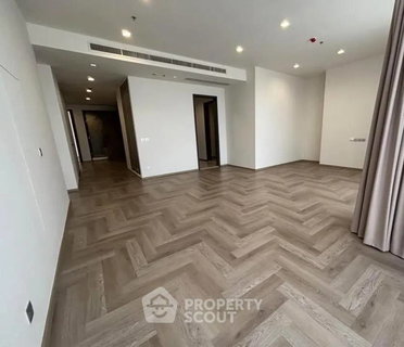 3-BR Condo at Rhythm Charoenkrung Pavilion near BTS Saphan Taksin (ID 2504412)