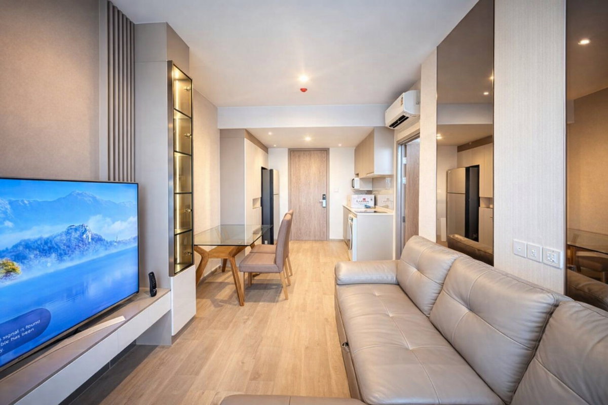 รูป ให้เช่าคอนโด เดอะ คราวน์ เรสซิเดนซ์ (45 ตร.ม.) 1 ห้องนอน 1 ห้องน้ำ วิวสวนเบญจกิติ  - รูปที่ 4/28