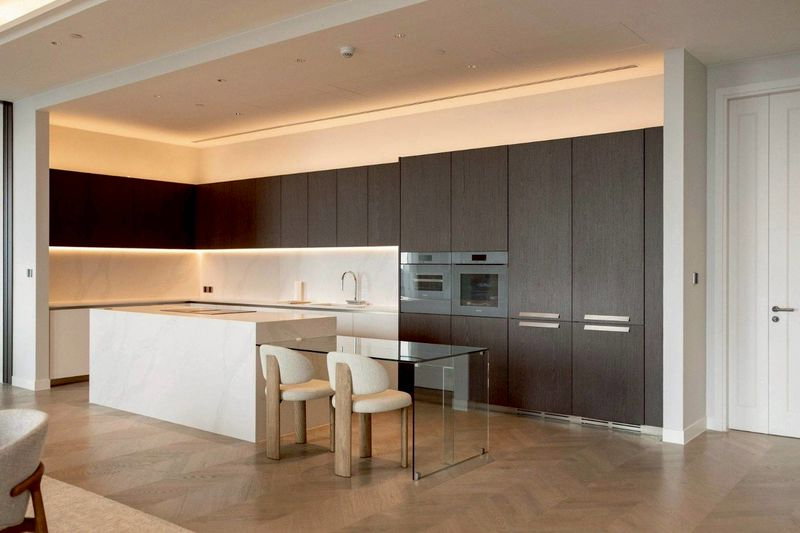 รูป For rent 🏢Penthouse Ultra Luxury Condo 💎 One89 Wireless 💎 Rent Prices 1,200,000 / month. - รูปที่ 10/17