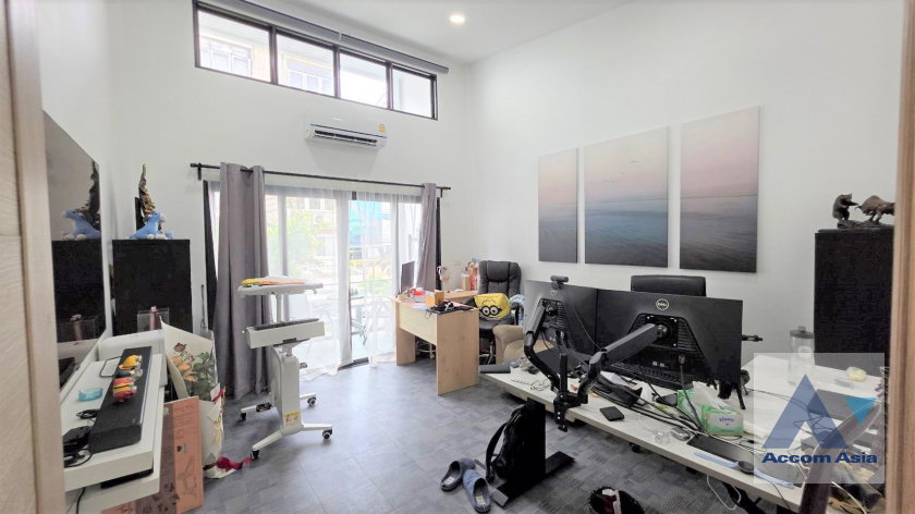 picture 🔼🔽 AccomA 📩  3 BR House in Khlong Tan Nuea (AA45804) - 8/11