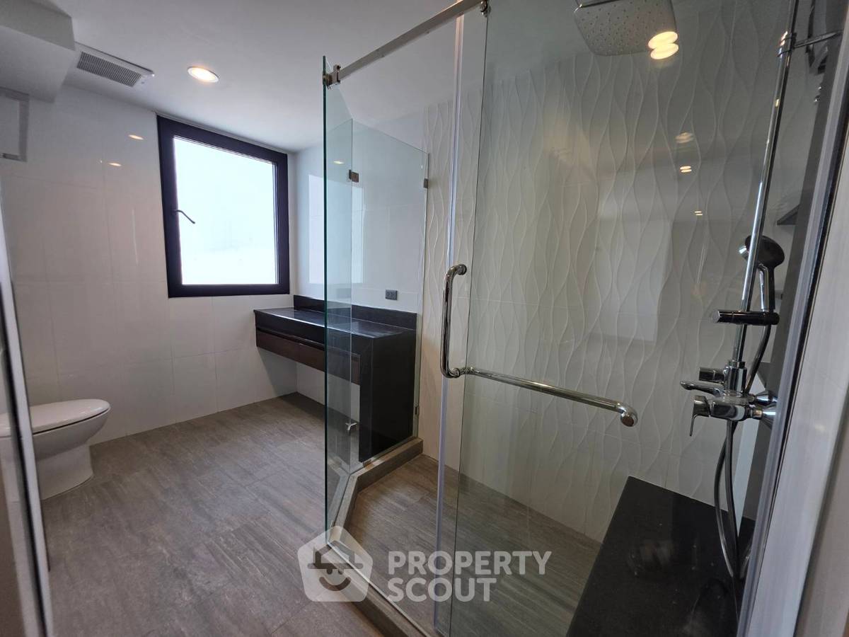 รูป คอนโด 3-ห้องนอน ที่ เพรสซิเดนท์ ปาร์ค คอนโดมิเนี่ยม ใกล้ MRT ศูนย์การประชุมแห่งชาติสิริกิติ์ (ID 2080985) - รูปที่ 11/12