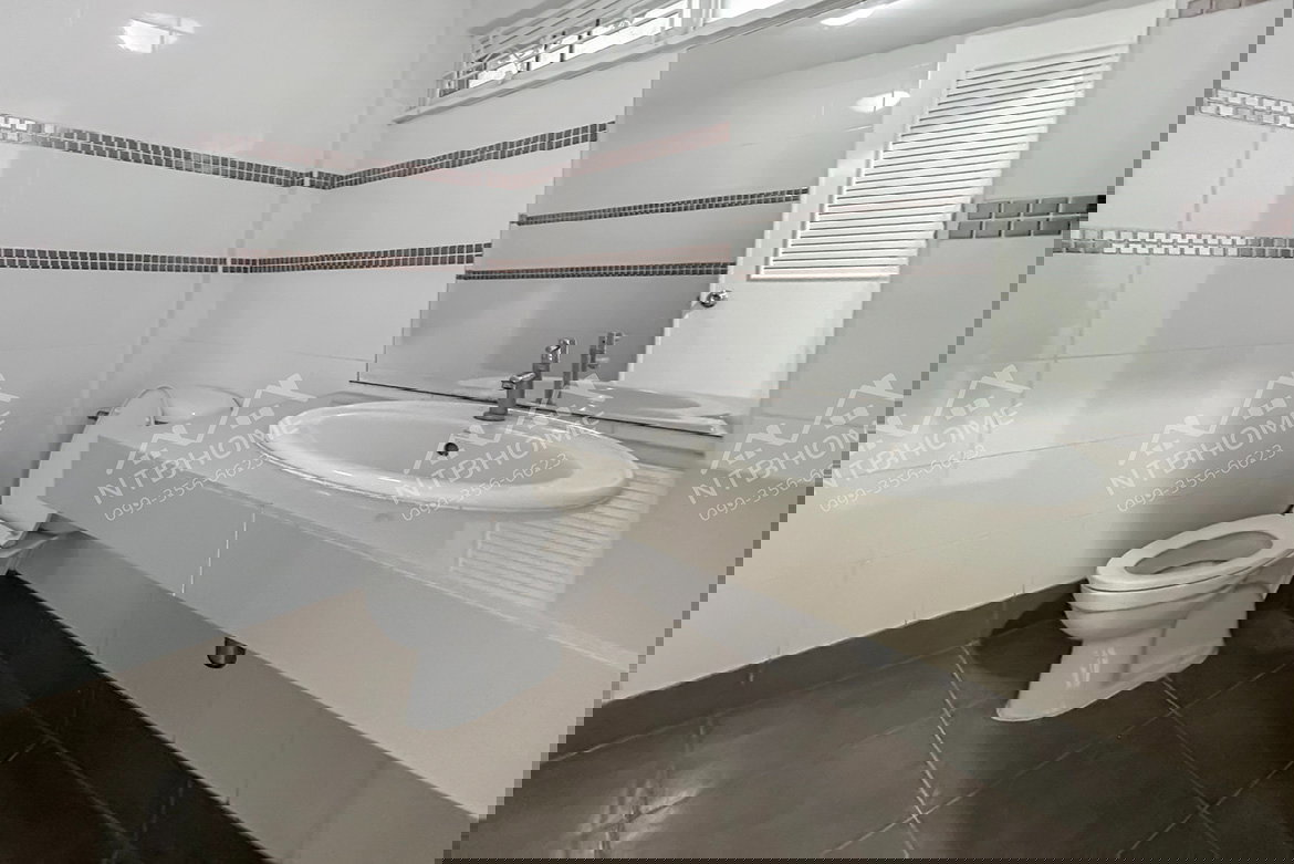 รูป ทาวน์โฮม 3 ชั้นครึ่ง เวอติโก้ แจ้งวัฒนะ ต่อเติมครบพร้อมอยู่ ใกล้เมืองทองธานี - รูปที่ 4/11