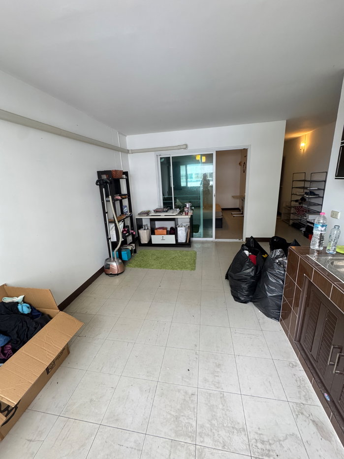 picture Selling Condominium in km.18 room is good condition - 8/9