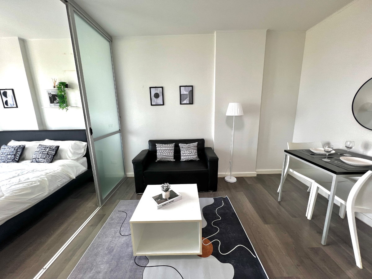 รูป 🌈𝐒𝐏𝐄𝐂𝐈𝐀𝐋 𝐃𝐈𝐒𝐂𝐎𝐔𝐍𝐓✨ให้เช่าดี คอนโด แคมปัส รีสอร์ท บางนา [เฟอร์นิเจอร์ใหม่ + มีเครื่องซักผ้า] ID LINE: atccity 💻 - รูปที่ 5/6