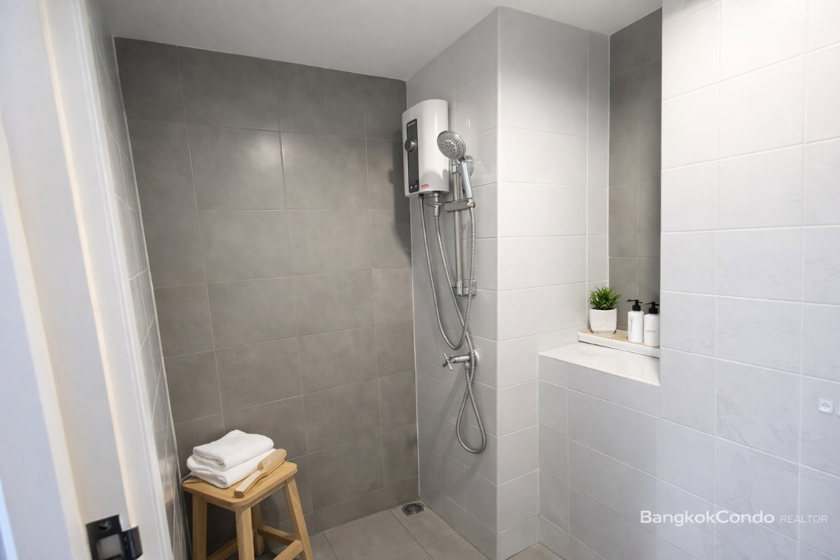 รูป 🍀🍀 Fully furnished💝 ให้เช่า📌 เดอะ ทรัสต์ เอราวัณ (Line:@rent2022)BTS เอรวัณ✨พร้อมเข้าอยู่🔖A11016 - รูปที่ 8/11