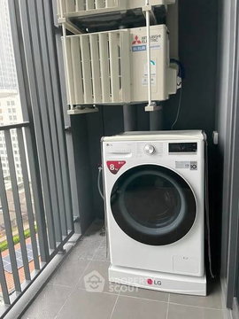 คอนโด 1-ห้องนอน ที่ ไอดีโอ จุฬา - สามย่าน ใกล้ MRT สามย่าน (ID 2576510)