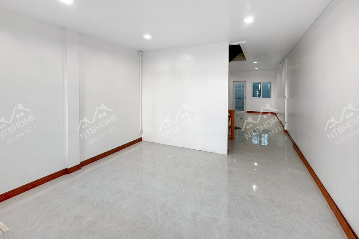 รูป หมู่บ้านบุศรินทร์ บางบัวทอง ปรับปรุงใหม่ ถนนเมน ต่อเติมครบพร้อมอยู่ ทำเลดี ใกล้รถไฟฟ้า - รูปที่ 3/10