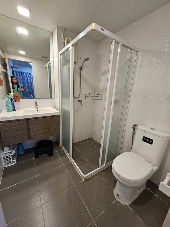 รูป เอ​ส​ต้า​ ขอคนพักไว​ ใกล้​รถไฟฟ้า​บีทีเอส​สถานี​สายหยุด​ - รูปที่ 14/17