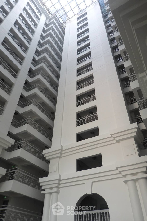 รูป คอนโด 3-ห้องนอน ที่ รอยัล คาสเซอร์ สุขุมวิท ใกล้ BTS พร้อมพงษ์ (ID 886677) - รูปที่ 14/21