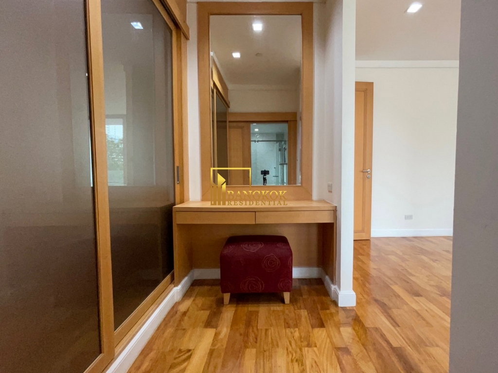 picture Impressive 3 Bedroom Duplex Apartment in Phrom Phong Area - BR0235AP - 21/60