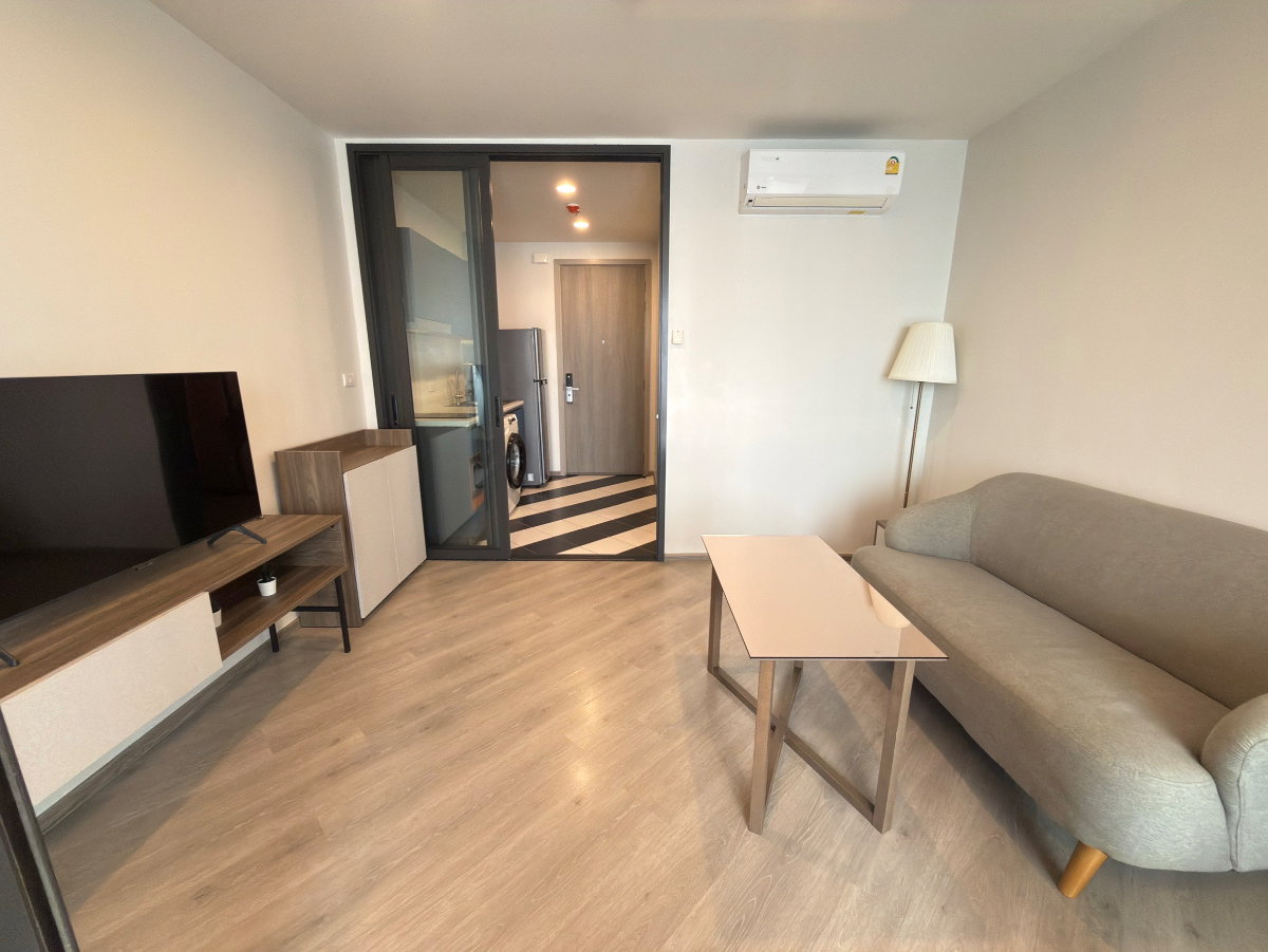 รูป 🏙️ วิวสนามบินดอนเมือง! The BASE สะพานใหม่ ✨ ชั้น 12A ทิศเหนือไม่ร้อน ✨ ติด BTS 0 เมตร เพียง 14,000.- ✈️🚆 - รูปที่ 9/15