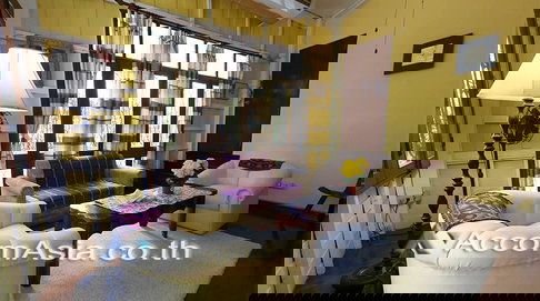 🔼🔽 AccomA 📩 Pet friendly 4 BR House in Khwaeng Sam Sen Nai (99199)