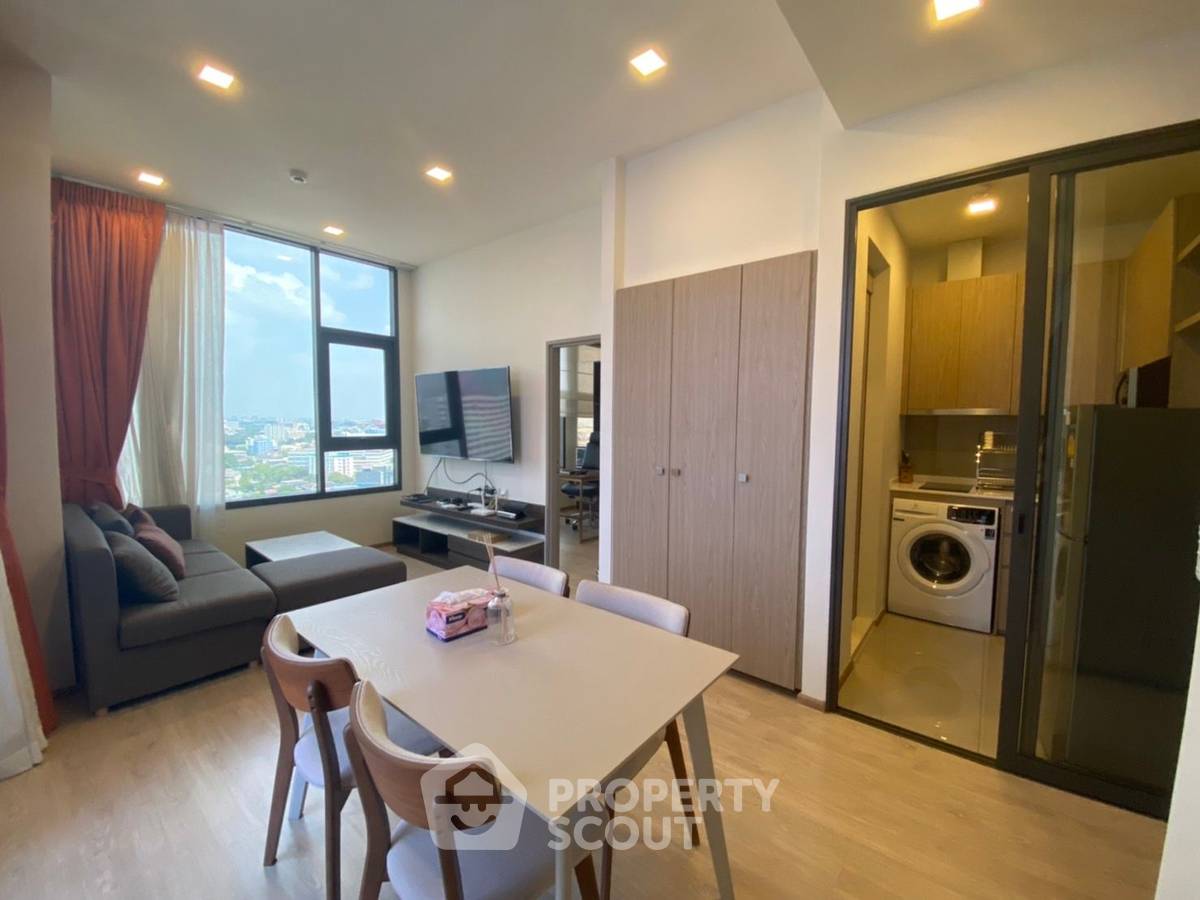 picture 2-BR Condo at Centric Ratchayothin near BTS Ratchayothin (ID 1454685) - 1/12