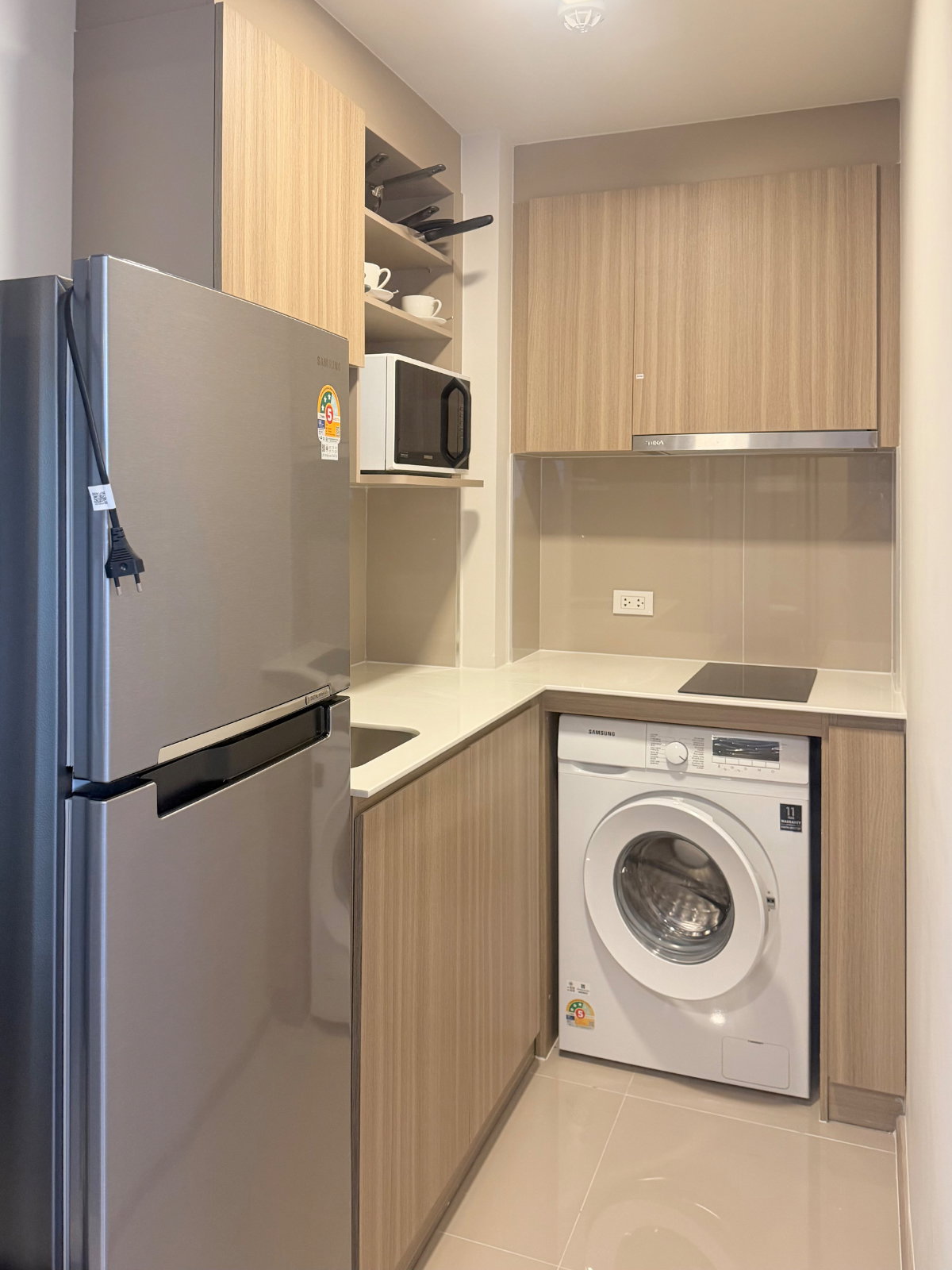 The Base Rise - 1 bedroom Plus 34sq.m Foreigner Quota - image 3