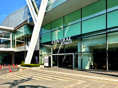 Office for rent Vajiravudh College : Private office space for 2 persons in Regus Central Tower