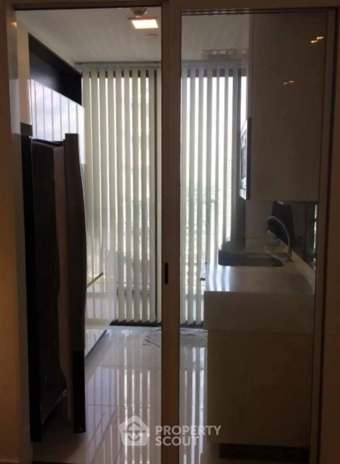 รูป คอนโด 1-ห้องนอน ที่ เดอะ รูม สุขุมวิท 62 ใกล้ BTS ปุณณวิถี (ID 2377628) - รูปที่ 3/3