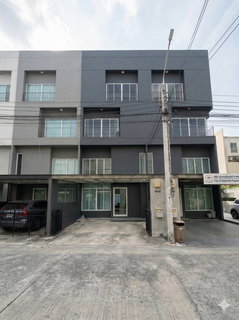 S1105 🏡✨ ขายด่วน ทาวน์โฮม 3.5 ชั้น ม.พาทิโอ แจ้งวัฒนะ–เมืองทอง  รีโนเวทใหม่ ใกล้รถไฟฟ้า ✨🏡 ราคาพิเศษ  เพียง 3.99 ลบ. เท่านั้น! 💥