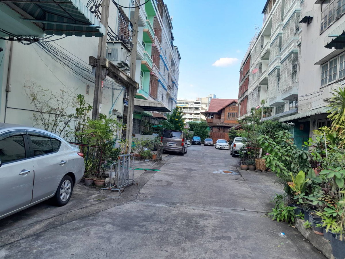 รูป ขายอาคารพาณิชย์ 4 ชั้น ซอยจันทน์ 18/7 แยก 4 (เซ็นต์หลุยส์ 3) - รูปที่ 2/7