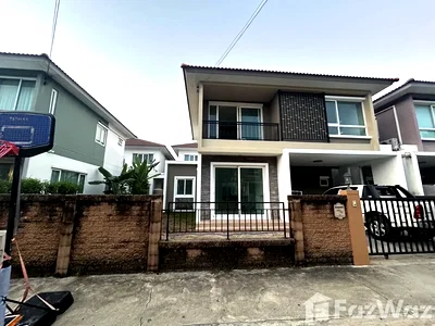 Houses for sale Bangkok : 4 Bedroom House for sale at Golden Neo Onnut-Pattanakarn  6151197