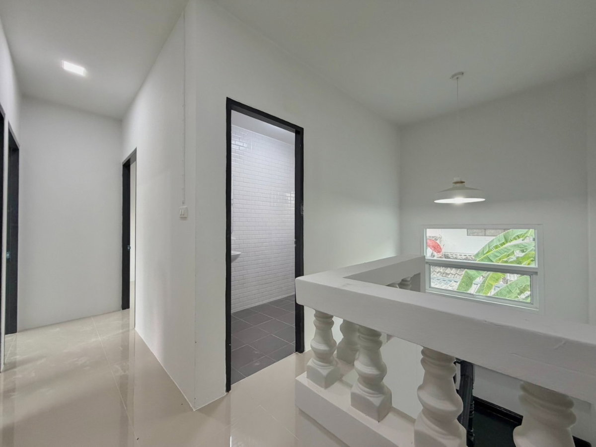 รูป ขายทาวน์เฮาส์ 2 ชั้น หมู่บ้านกิตติยารักษ์ ทำเลศักยภาพสนามบินน้ำ ตรงข้ามกองสลาก ตกแต่งใหม่พร้อมอยู่ - รูปที่ 13/20