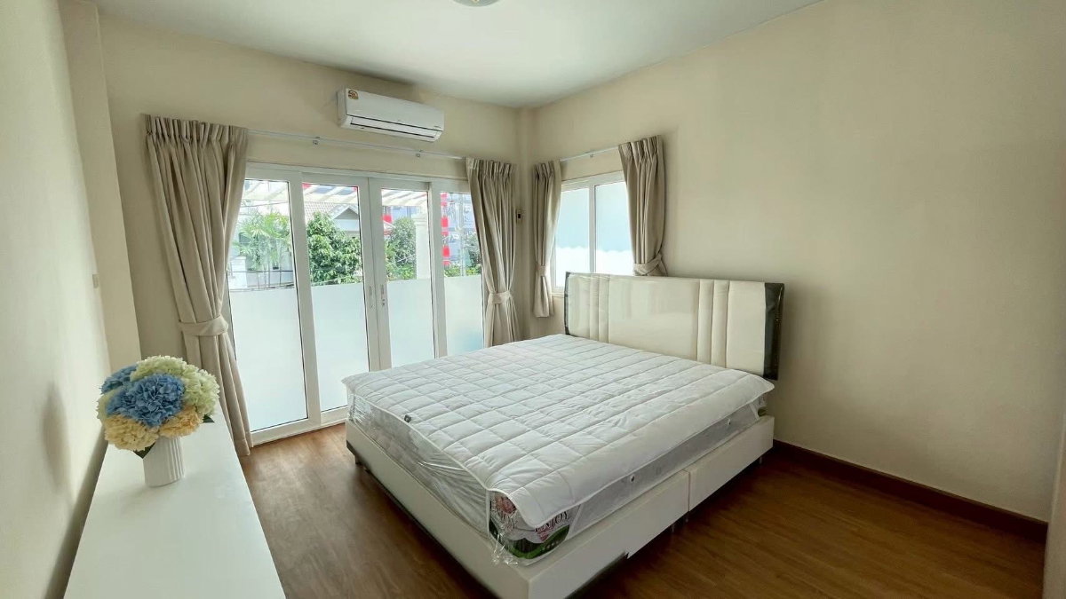 รูป code : H98 ว่างแล้ว!! บ้านเดี่ยวให้เช่า บ้านสวนราชา รามอินทรา | พร้อมเฟอร์นิเจอร์หิ้วกระเป๋าเข้าอยู่ได้เลย ใกล้รถไฟฟ้าสายสีชมพู พร้อมเข้าอยู่ - รูปที่ 3/14