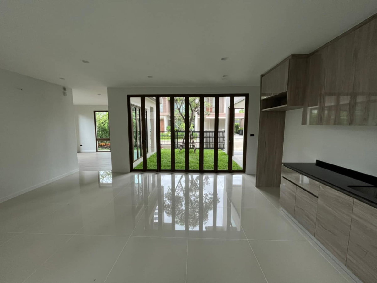 รูป AB05674 - Burasiri Krungthepkreetha :  KrungthepKreetha - รูปที่ 8/10