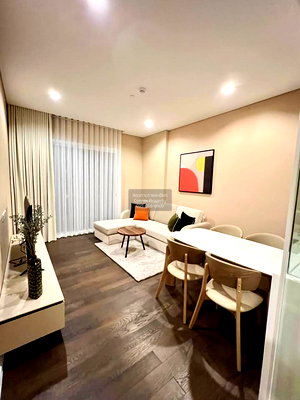Condos for rent Satri Woranat Bang Khen School : For Rent Condo , The Saint Residences , nice view , high floor , corner unit , MRT-Phahon Yothin , Chomphon , Chatuchak , Bangkok , CX-130268 ✅ Live chat with us ADD LINE @connexproperty ✅