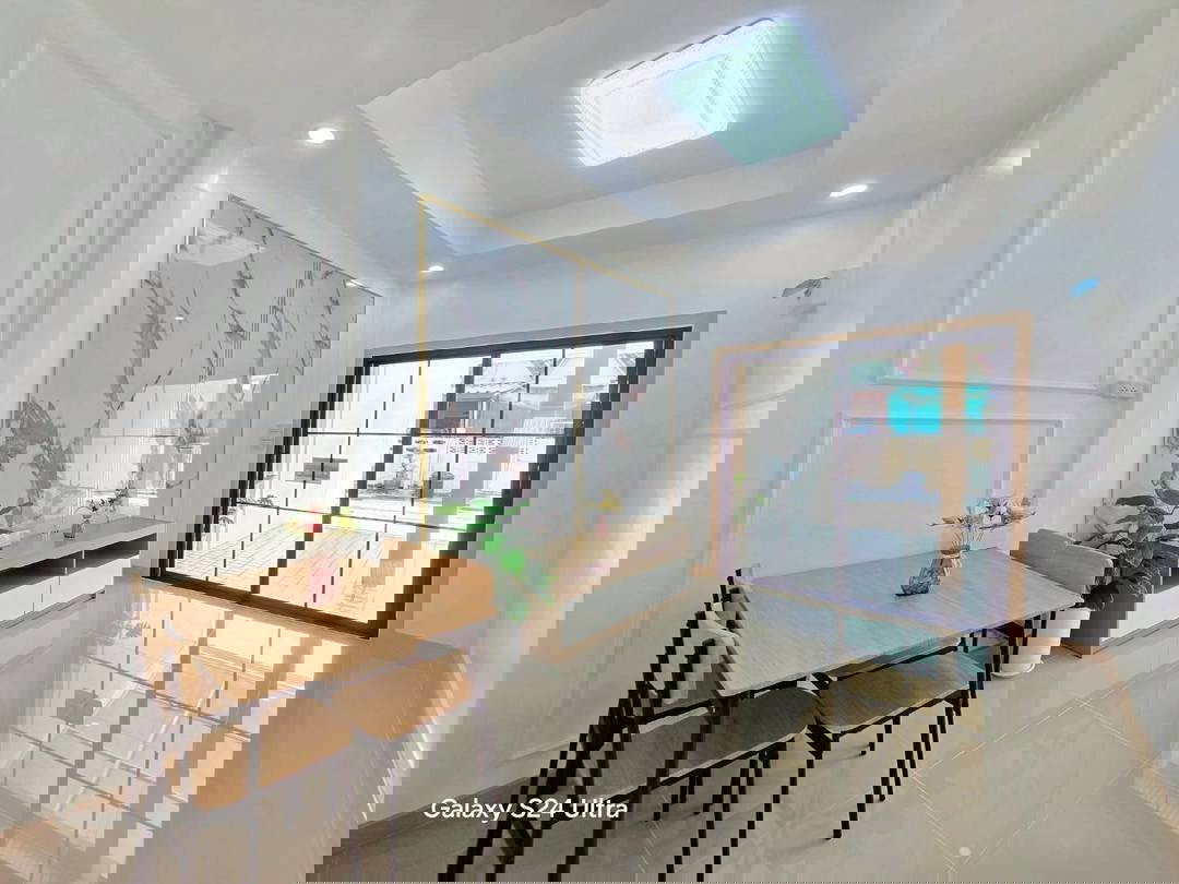 รูป ขายทาวน์เฮาส์ชั้นเดียวบัวทองเคหะ ไทรน้อย 19 ตร.ว. ต้นสายรถเมล์ แต่งใหม่ฟรีเฟอร์ฯ ฟรีโอน - รูปที่ 16/18